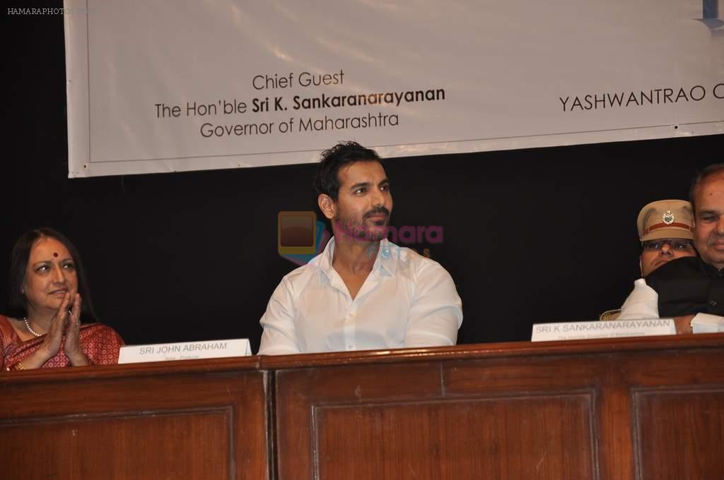 John Abraham at Pratibimb NGO EVENT in YB Chavan, Mumbai on 4th Jan 2014
