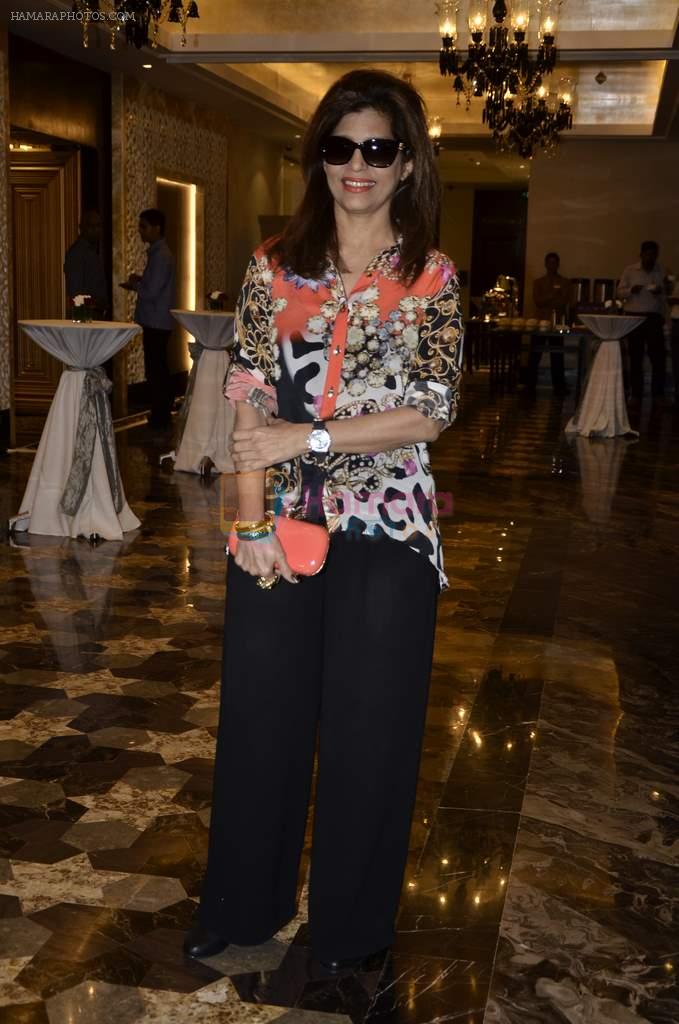 Bina Aziz at the launch of Book Fit at 40 in Palladium, Mumbai on 6th Jan 2014