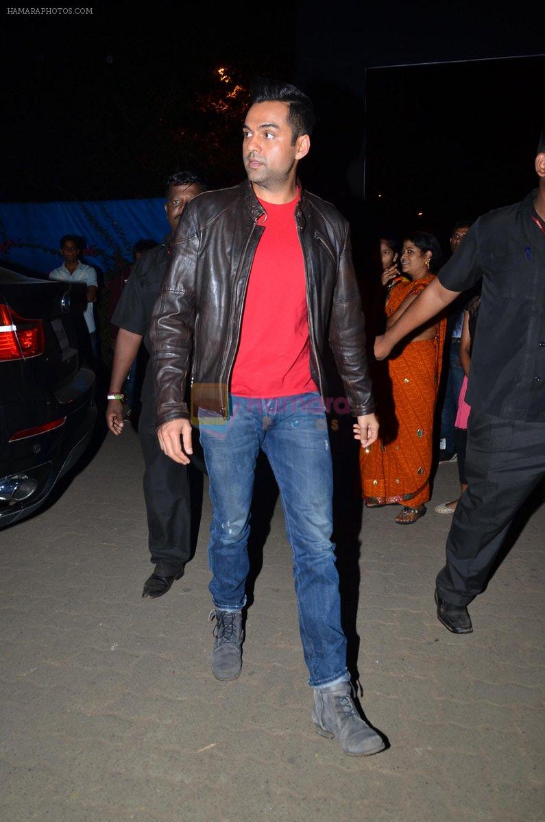 Abhay Deol snapped at Yo Yo Singh's Concert in Mumbai on 8th Jan 2014