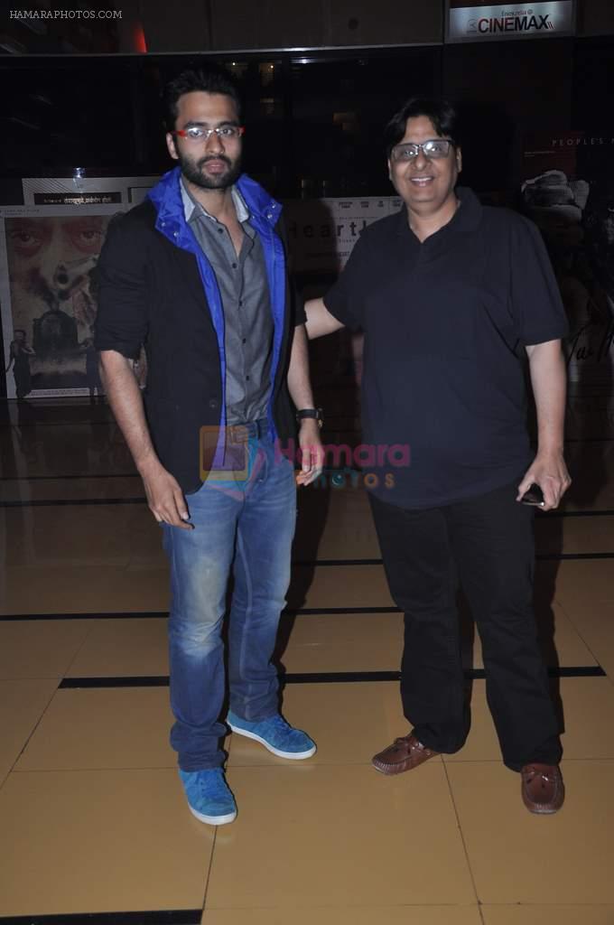 Jackky Bhagnani, Vashu Bhagnani at the First look launch of Darr @The Mall in Cinemax, Mumbai on 7th Jan 2014