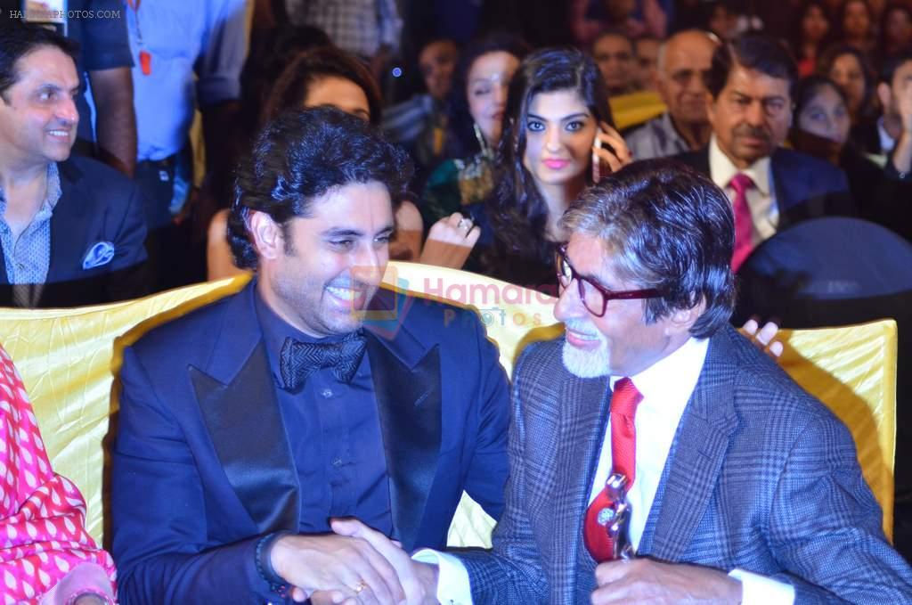Abhishek and Amitabh Bachchan at 20th Annual Life OK Screen Awards in Mumbai on 14th Jan 2014