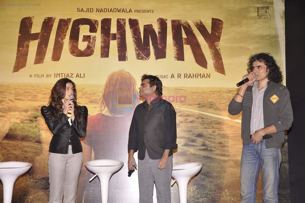 Imtiaz ALi, A R Rahman, Alia Bhatt at Highway music launch in Taj Lands End, Mumbai on 18th Jan 2014