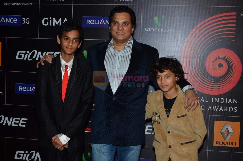 Lalit Pandit at 4th Gionne Star Global Indian Music Academy Awards in NSCI, Mumbai on 20th Jan 2014