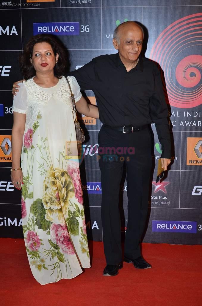 Mukesh Bhatt at 4th Gionne Star Global Indian Music Academy Awards in NSCI, Mumbai on 20th Jan 2014