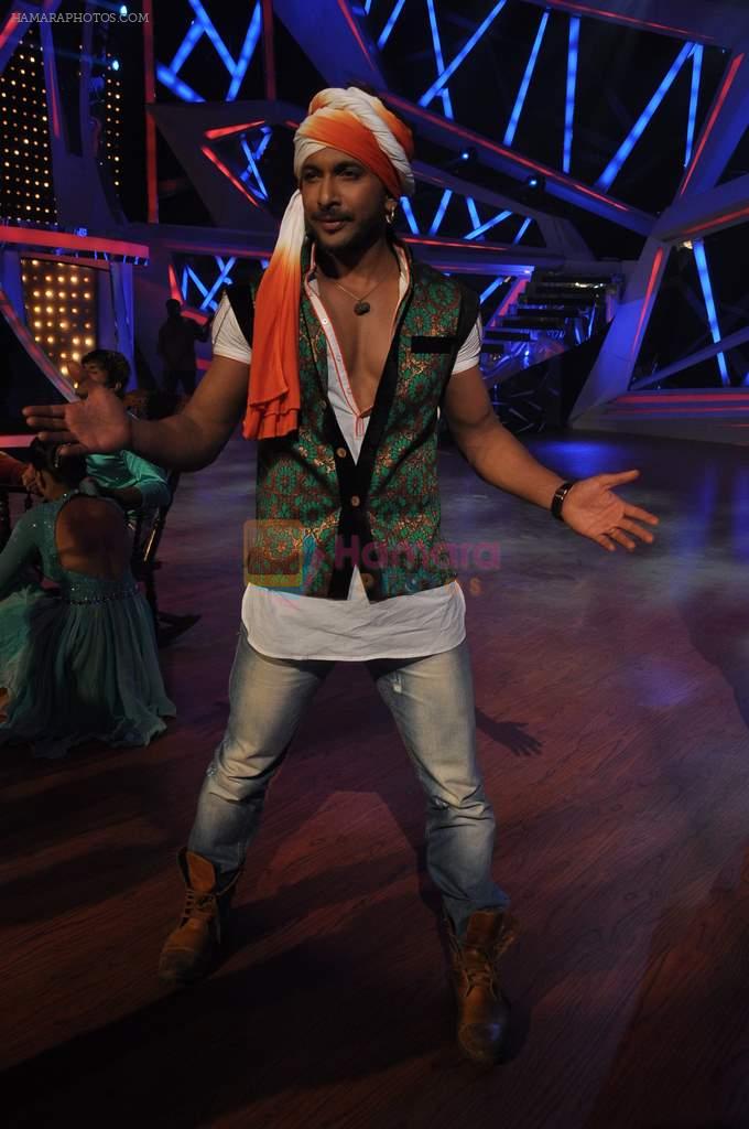 Terence Lewis on the sets of Nach Baliye 6 in Filmistan, Mumbai on 21st Jan 2014
