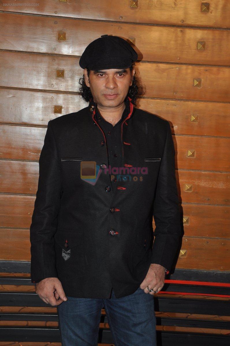Mohit Chauhan at Filmfare Awards Red Carpet 2014 on 24th Jan 2014