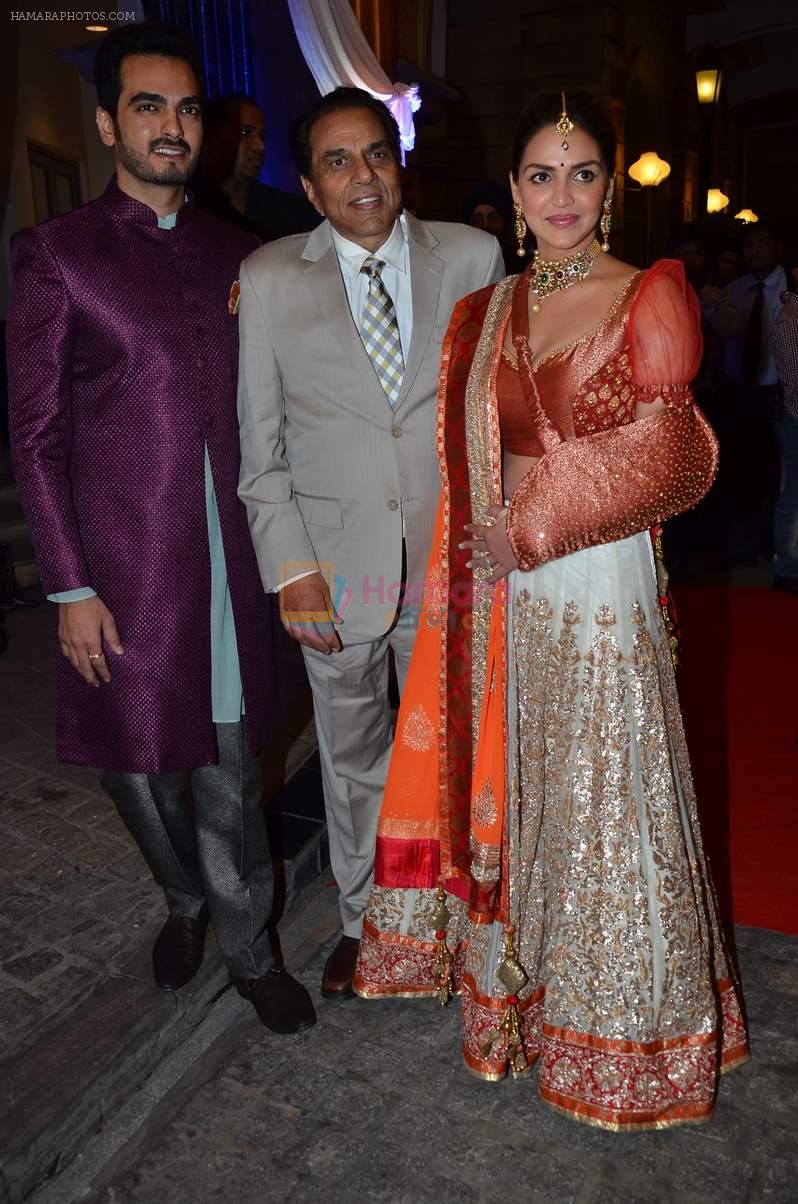 Esha Deol, Bharat Takhtani, Dharmendra at Ahana Deol's Wedding Ceremony in ITC Maratha, Mumbai on 1st Feb 2014