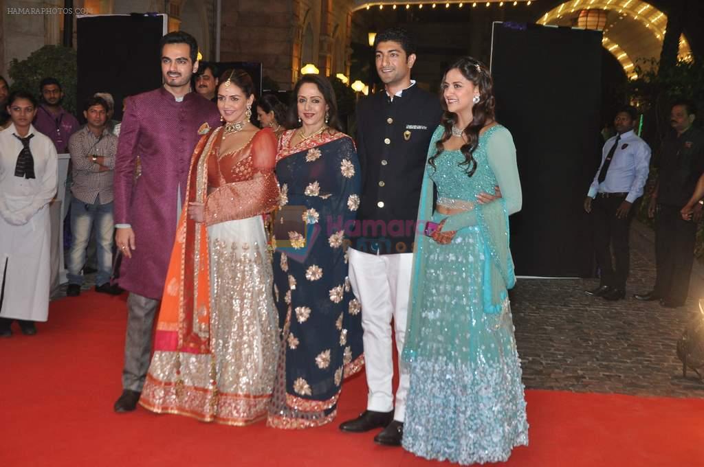 Vaibhav Arora, Ahana Deol, Hema Malini, Esha Deol, Bharat Takhtani at Ahana Deol's Wedding Ceremony in ITC Maratha, Mumbai on 1st Feb 2014
