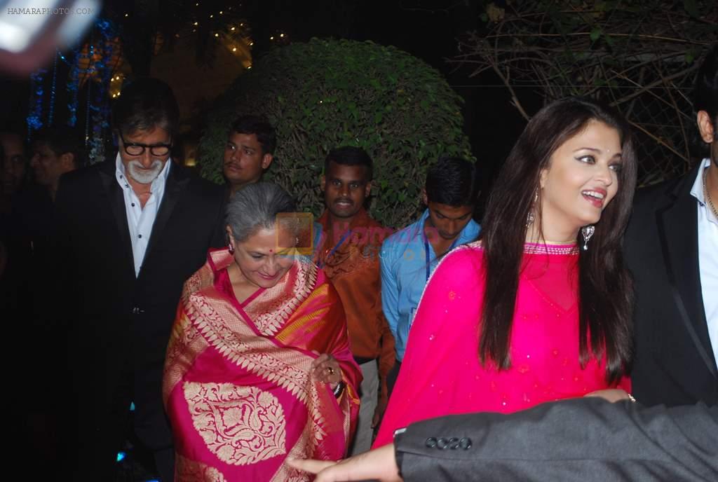 Amitabh bachchan, Jaya Bachchan, Aishwarya Bachchan at Ahana Deol's Wedding Reception in Mumbai on 2nd Feb 2014