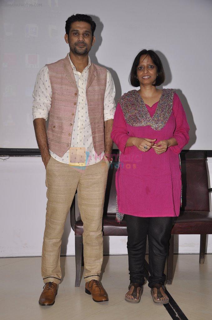 Sohum Shah, Nishtha Jain at Press conference of documentary film Gulabi Gang in Press Club, Mumbai on 3rd Feb 2014