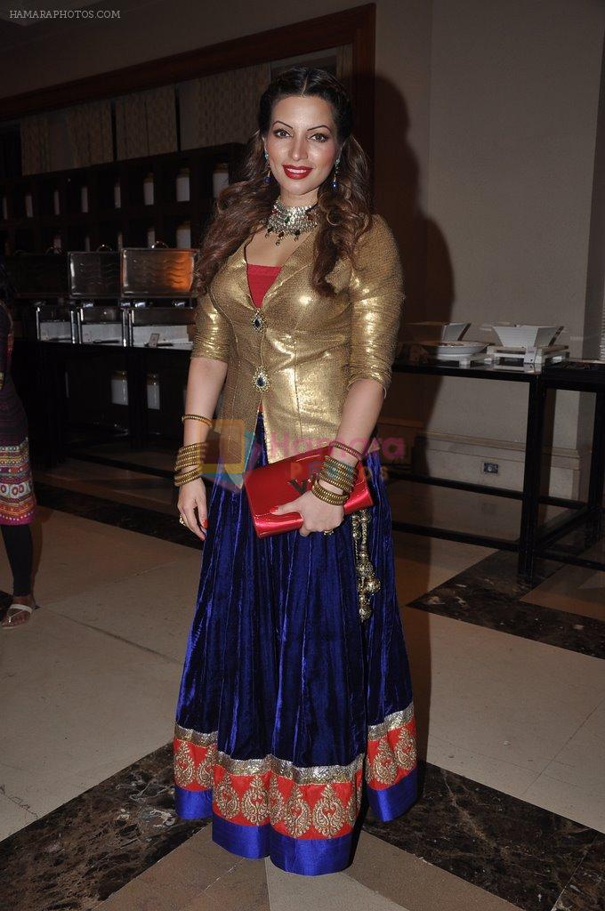 Shama Sikander at Siddharth Kannan's wedding reception with Neha in Mumbai on 4th Feb 2014