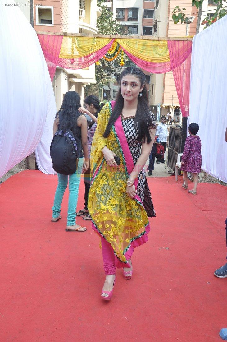 Ragini Khanna at Anurag Basu's Saraswati pooja in Mumbai on 4th Feb 2014