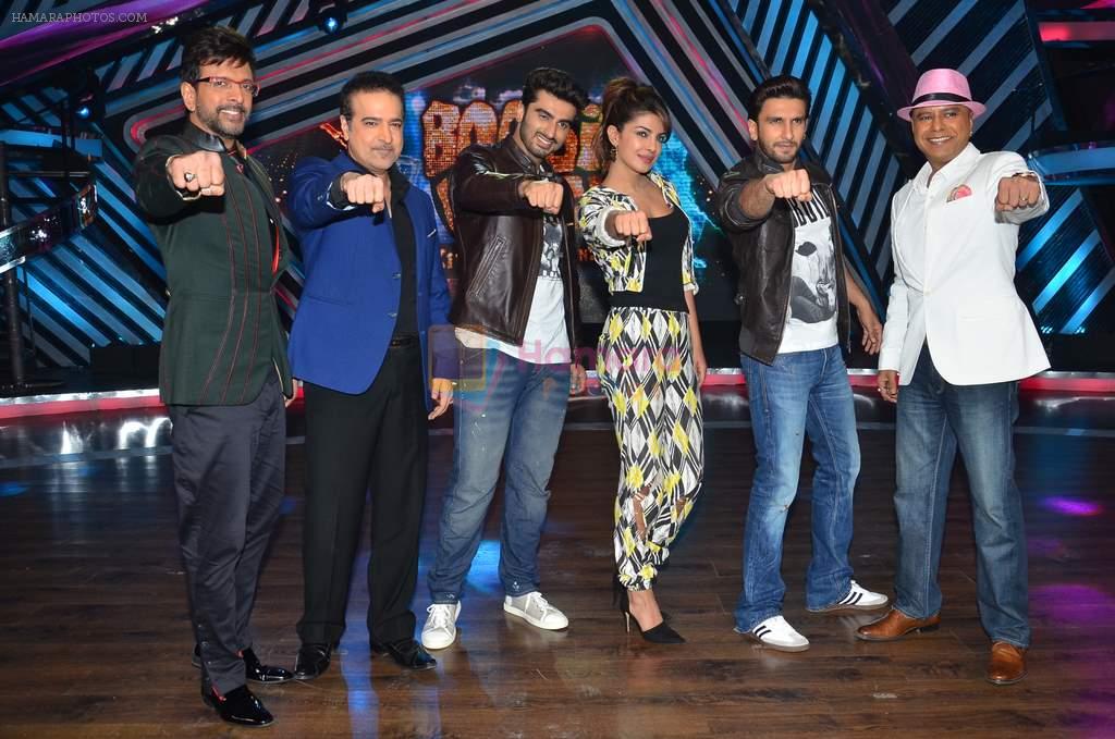 Priyanka Chopra, Arjun Kapoor, Ranveer Singh, Javed Jaffrey, Ravi Behl, Naved Jaffrey at gunday promotions on the sets of Boogie Woogie in Malad, Mumbai on 6th Feb 2014
