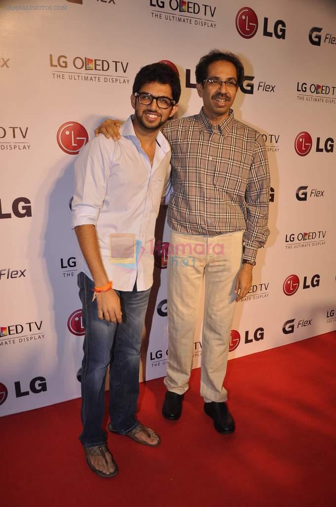 Uddhav Thackeray, Aditya Thackeray at LG event in Mumbai on 6th Feb 2014