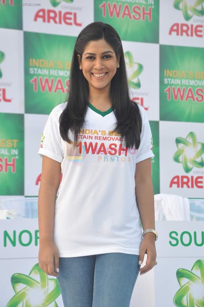 Sakshi Tanwar at Ariel world record attempt in Andheri Sports Complex, Mumbai on 11th Feb 2014