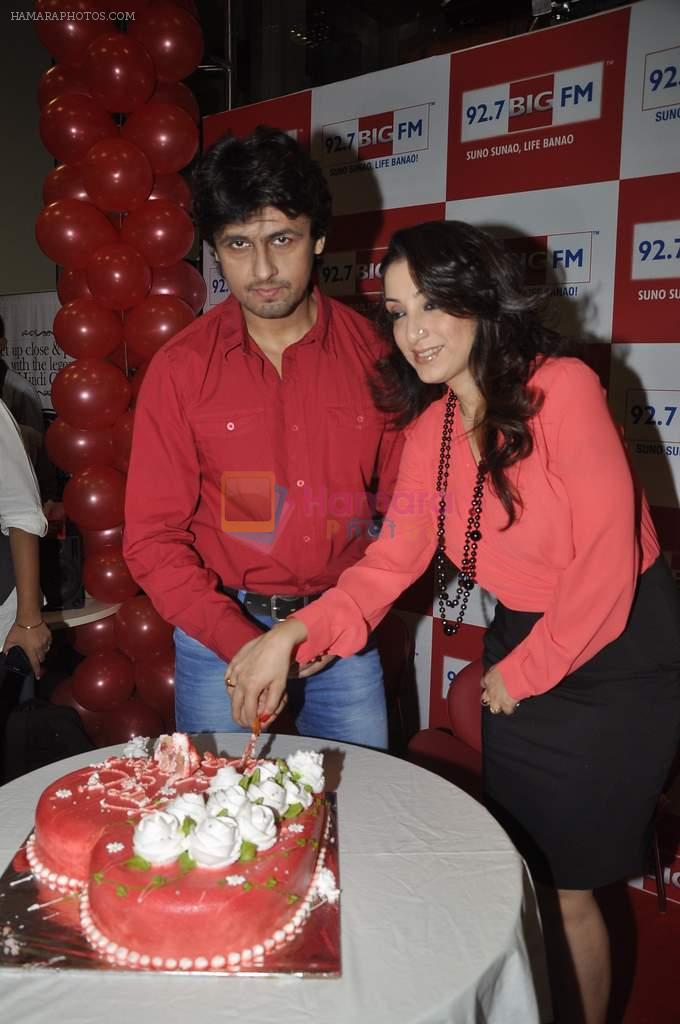Sonu Nigam's valentine date with Madhurima on radio in Andheri, Mumbai on 12th Feb 2014