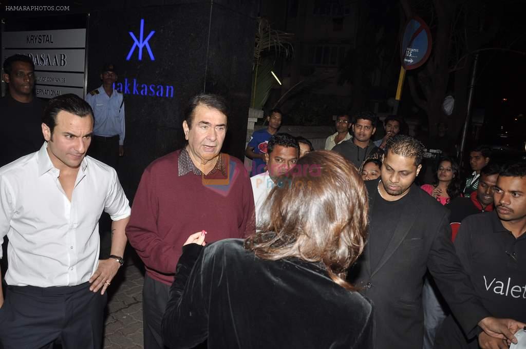 Kareena Kapoor, Randhir Kapoor at Randhir Kapoor's private dinner on his bday in Hakkasan, Mumbai on 15th Feb 2014