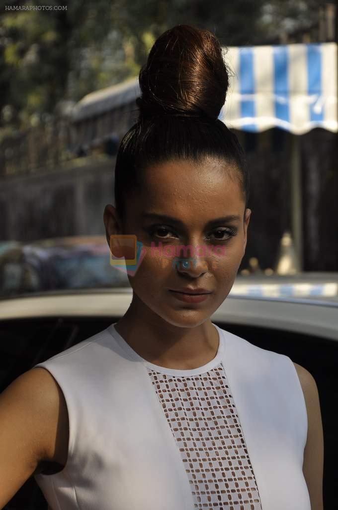 Kangana Ranaut brand new look in Mumbai on 25th Feb 2014