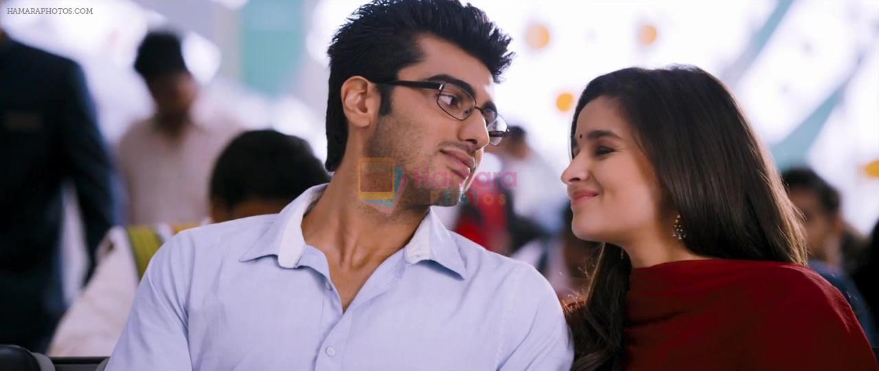 Alia Bhatt and Arjun Kapoor in 2 States Movie Still