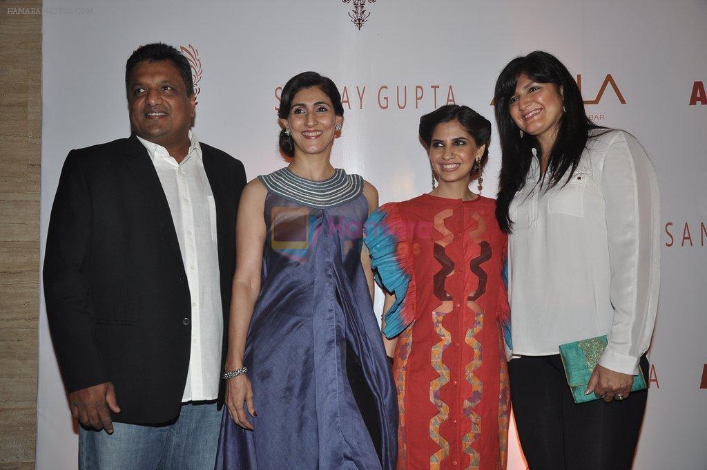 Sanjay Gupta at the Viewing of In an Artists Mind - IV presented by Reshma Jani and Shwetambari Soni of Gallerie Angel Art along with Sanjay Gupta on 6th March 2014