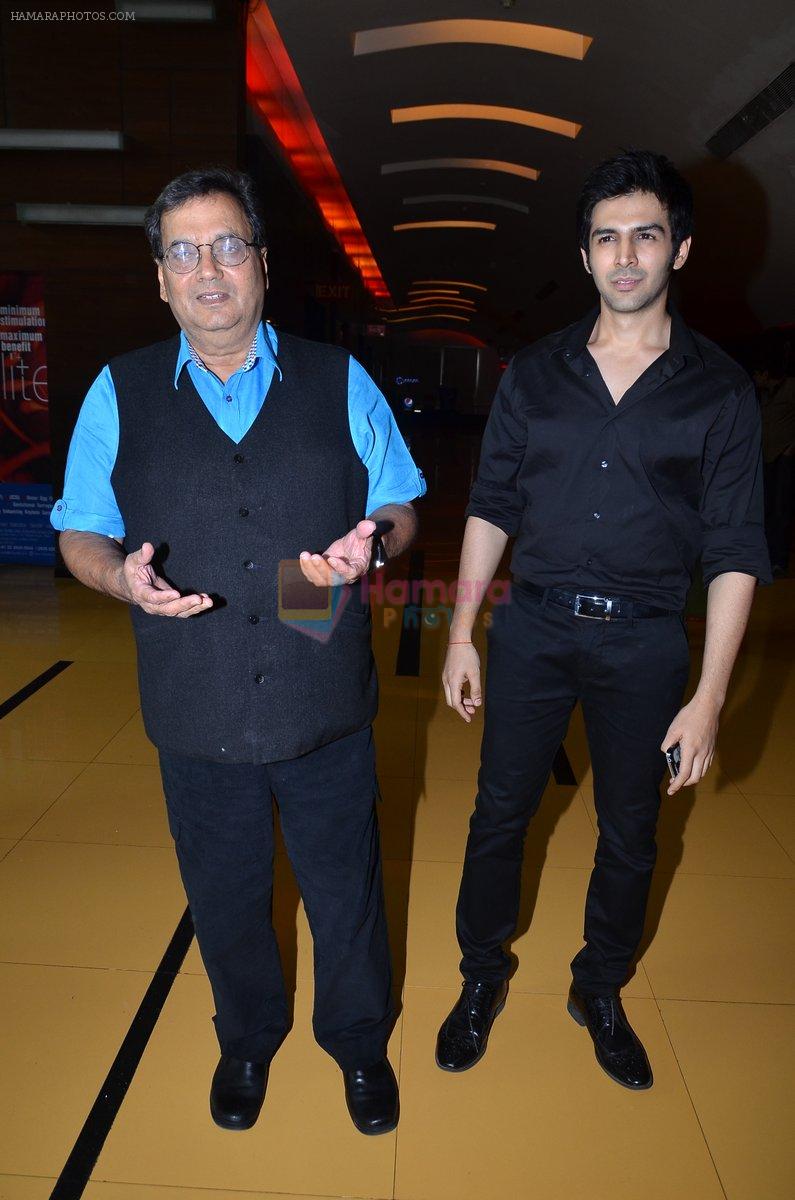 Kartik Aaryan, Subhash Ghai at the First look launch of Kaanchi... in Mumbai on 6th March 2014