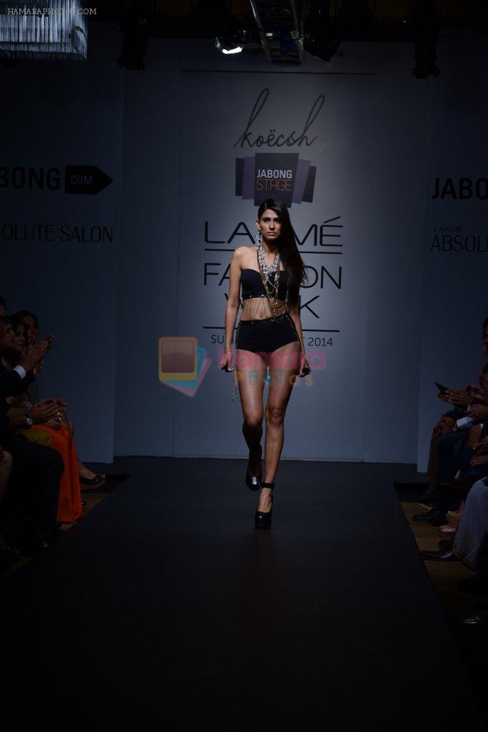 Model walk for Kresha Show at LFW 2014 Day 3 in Grand Hyatt, Mumbai on 14th March 2014