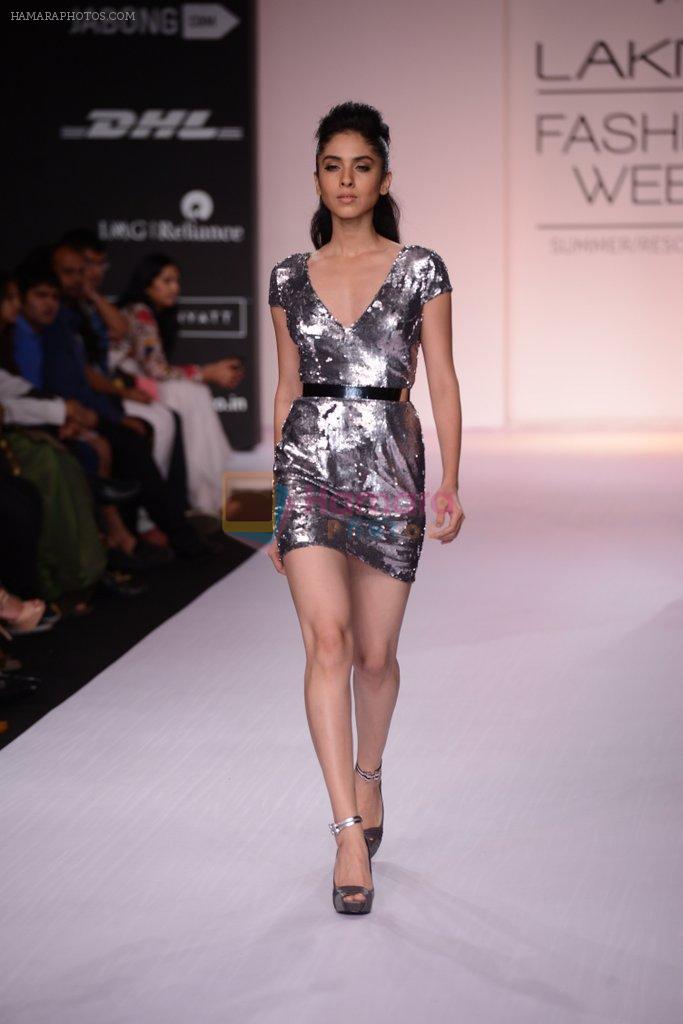 Model walk for Kommal Sood Show at LFW 2014 Day 4 in Grand Hyatt, Mumbai on 15th March 2014