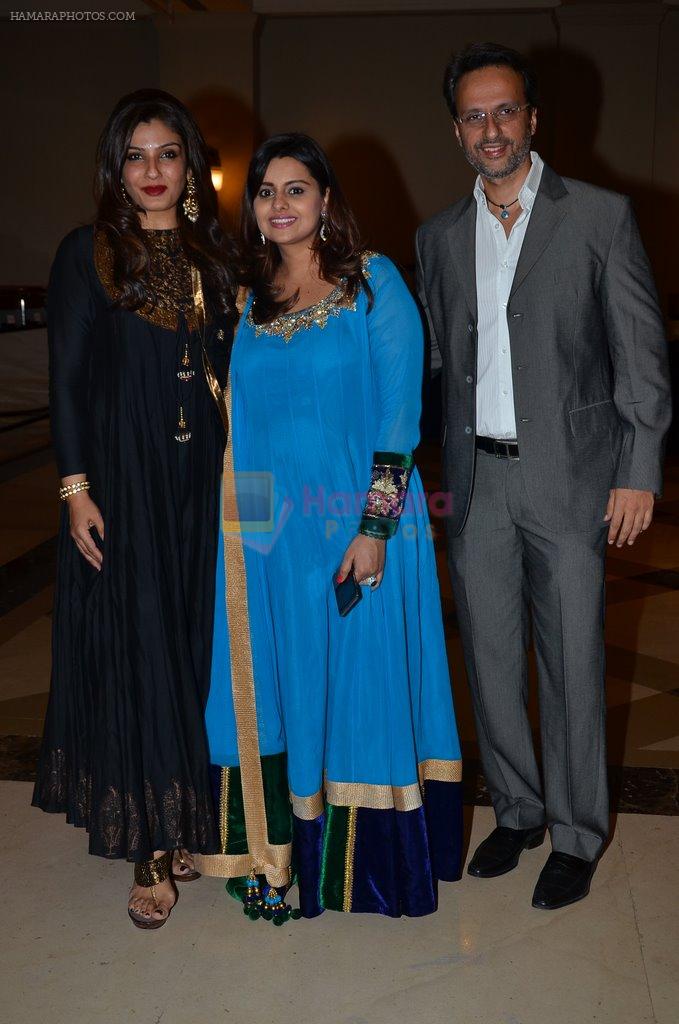 Raveena Tandon at Vashu Bhagnani's bash who completes 25 years in movie world in Marriott, Mumbai on 22nd March 2014