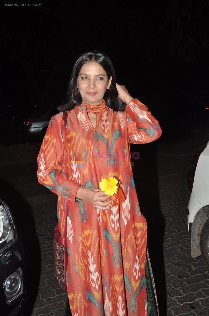 Shabana Azmi at Kangana's bday in Khar, Mumbai on 23rd March 2014