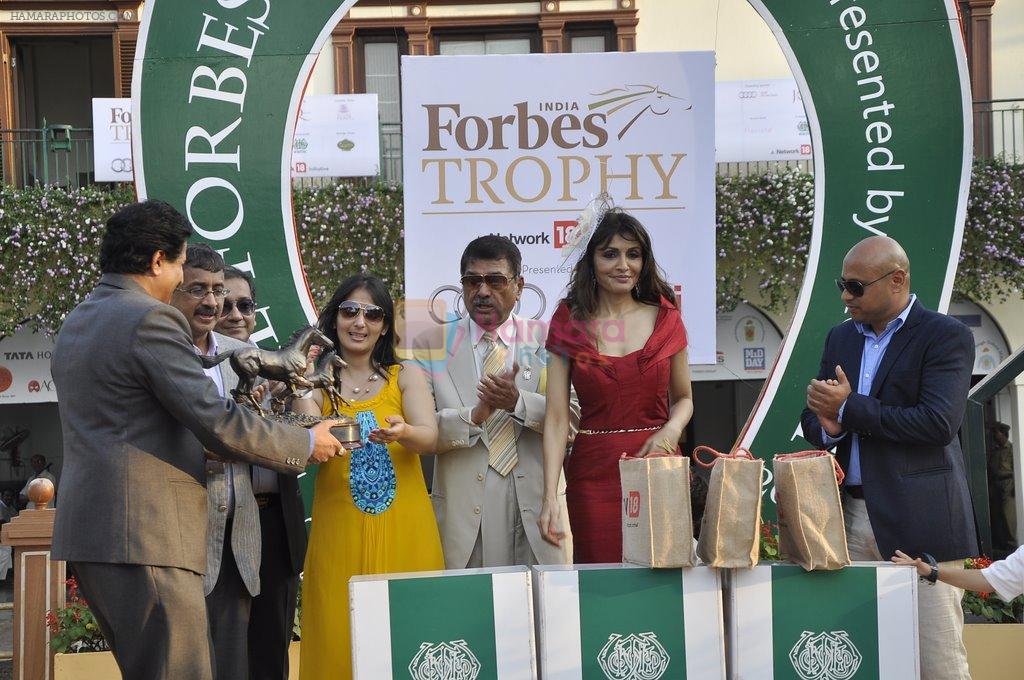 Queenie Dhody at Forbes race in RWITC, Mumbai on 23rd March 2014