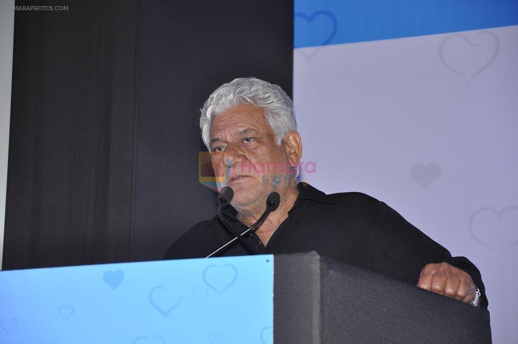 Om Puri at Asian Heart Institute's Emergency Health Card Launch with Dr. Panda in Mumbai on 28th March 2014