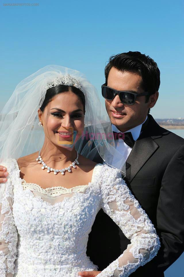 Asad Khan Khattak married Veena Malik they swore to be by each others side
