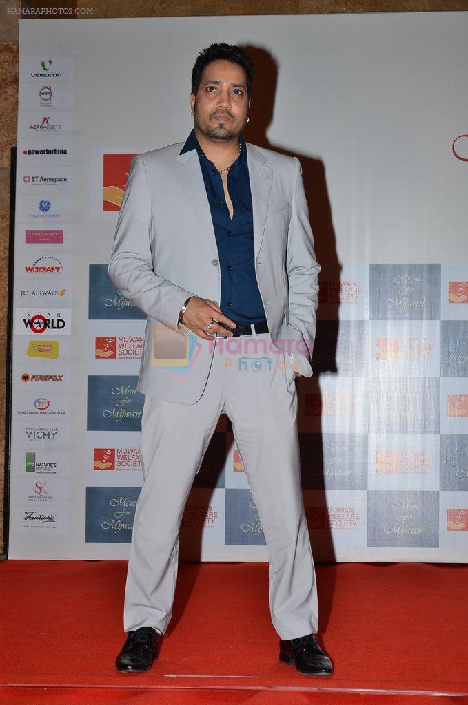 Mika Singh at the red carpet for Manish Malhotra Show Men for Mijwan in Mumbai on 1st April 2014