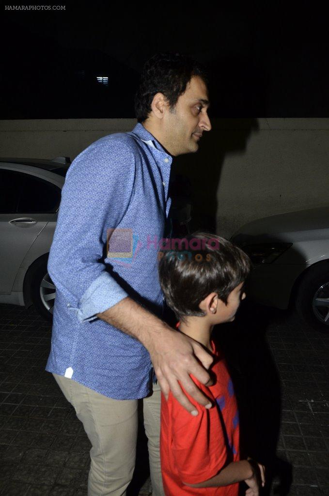Akshay Kumar snapped with son Aarav and Vikas Oberoi as they watch Captain America in PVR, Mumbai on 6th April 2014