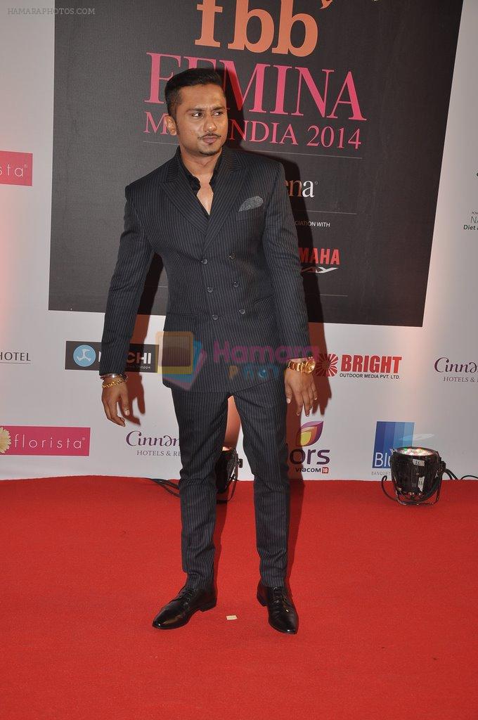 Nikhil Chinapa at Femina Miss India red carpet arrivals in YRF, Mumbai on 5th april 2014
