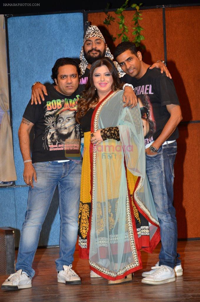 Delnaz at Get rid of my wife play photo shoot in Mumbai on 13th April 2014