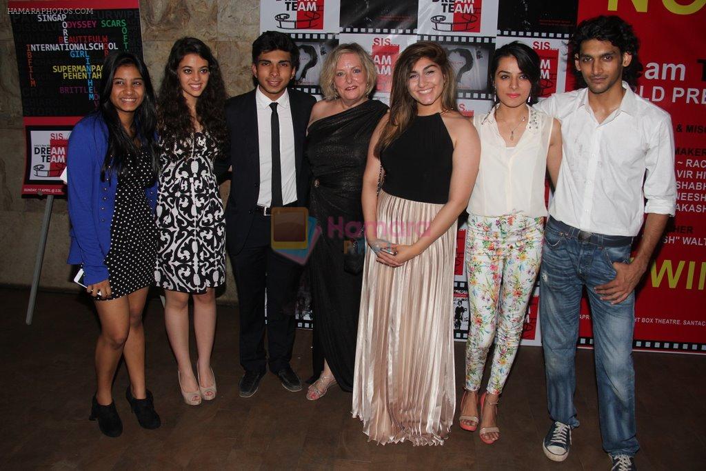 Aaryamann Sethi, Rachael Singh, Giaa Singh Arora and karan Ghosh at the premiere of films by starkids in Lightbox Theatre, Mumbai on 13th April 2014