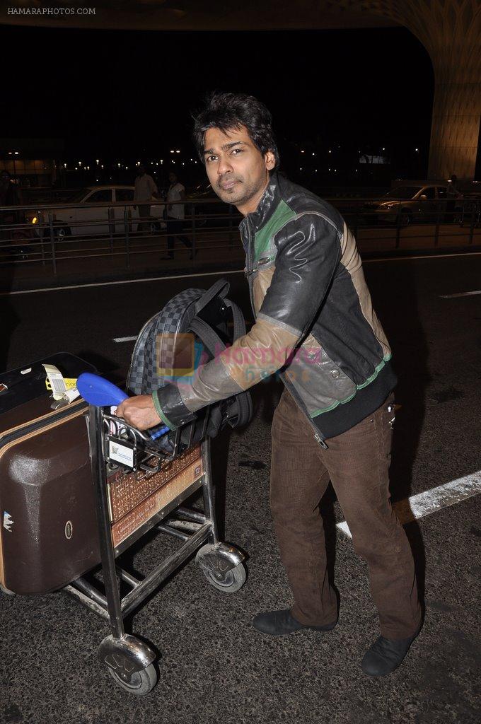 Nikhil Dwivedi at  IIFA Day 2 departures in Mumbai Airport on 22nd April 2014