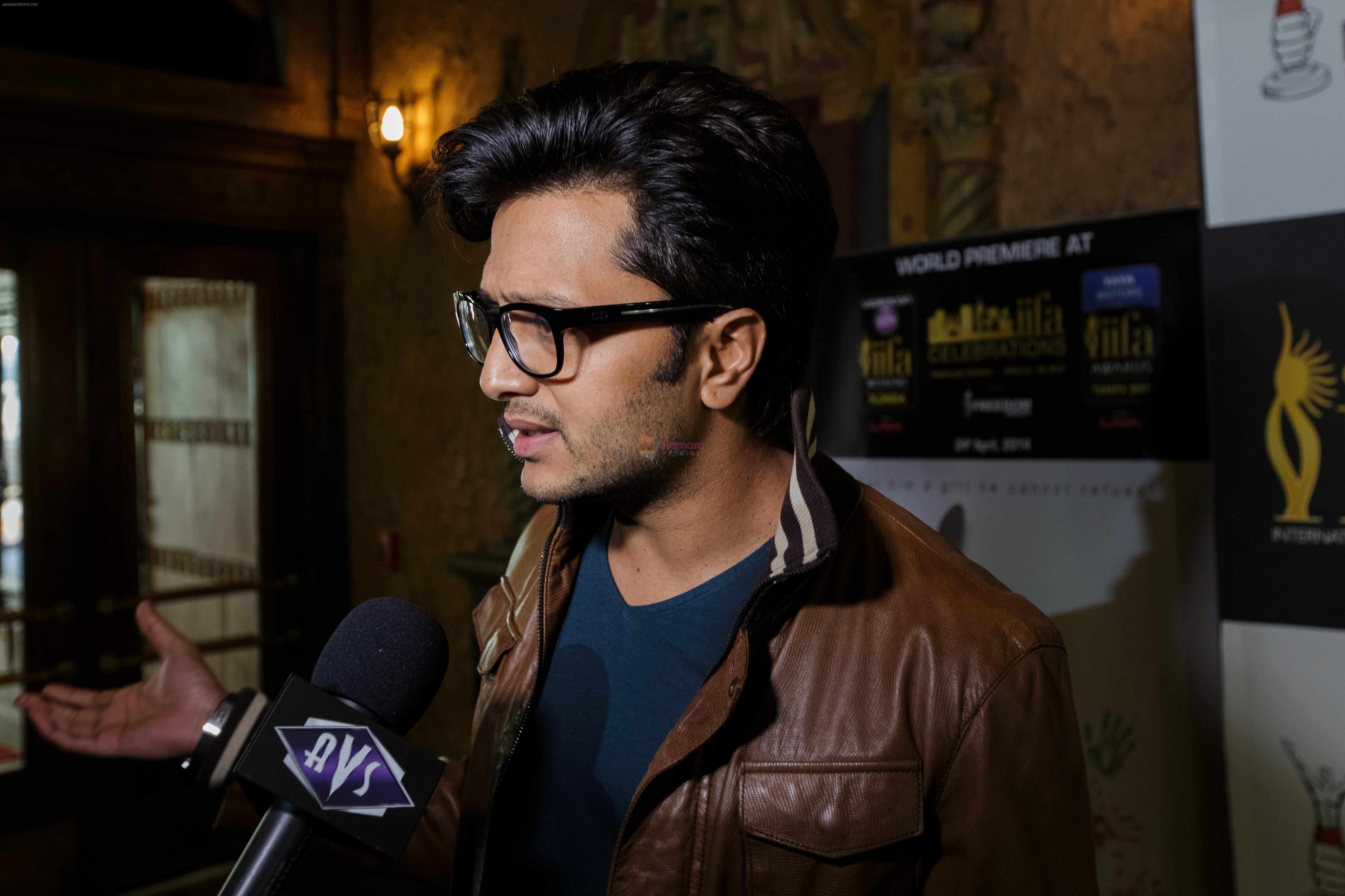 Riteish Deshmukh at IIFA Premier and Workshop by Anupam Kher in Tampa Theater on 24th April 2014