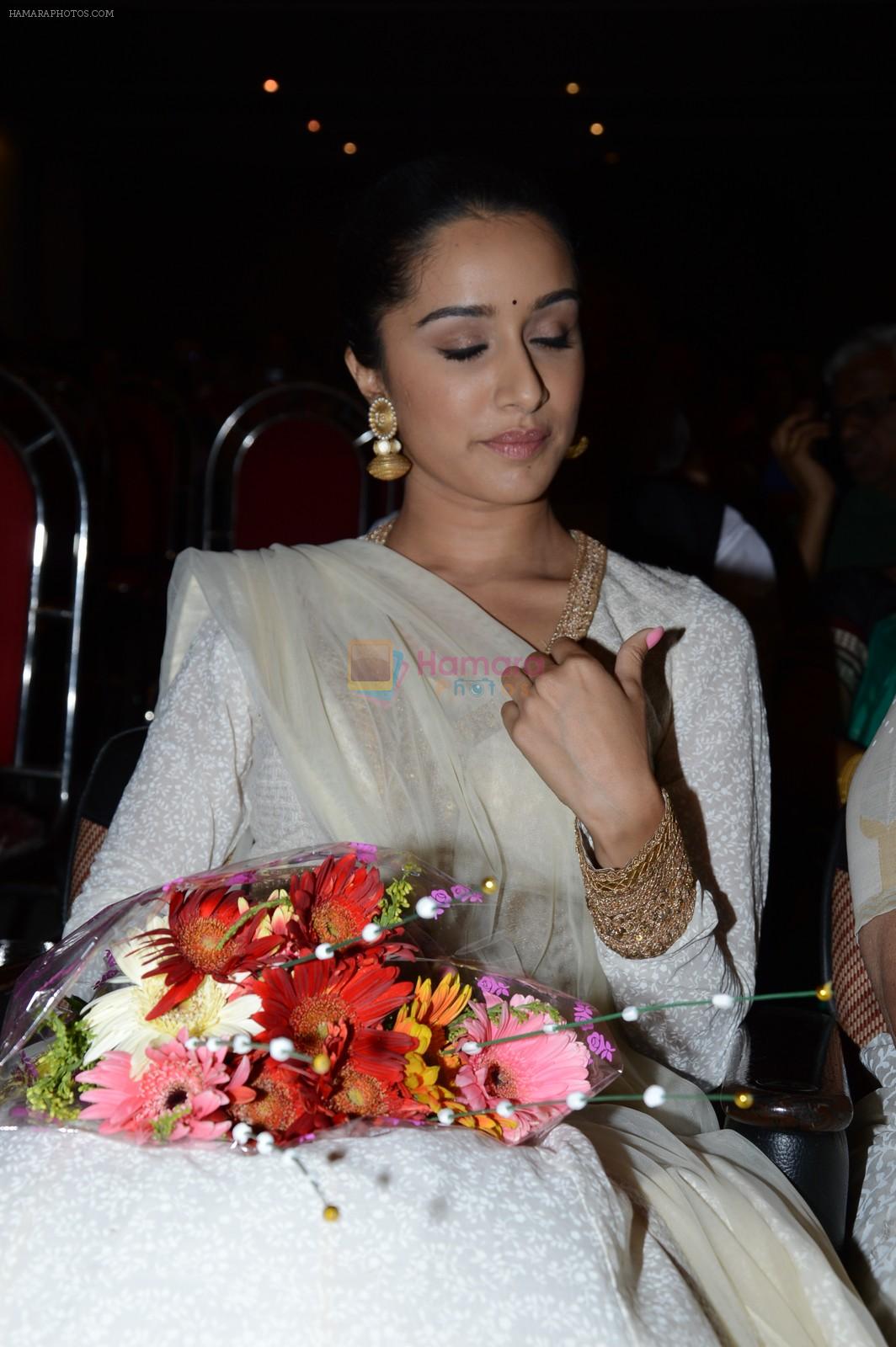Shraddha Kapoor at Master Deenanath Mangeshkar awards in Mumbai on 24th April 2014