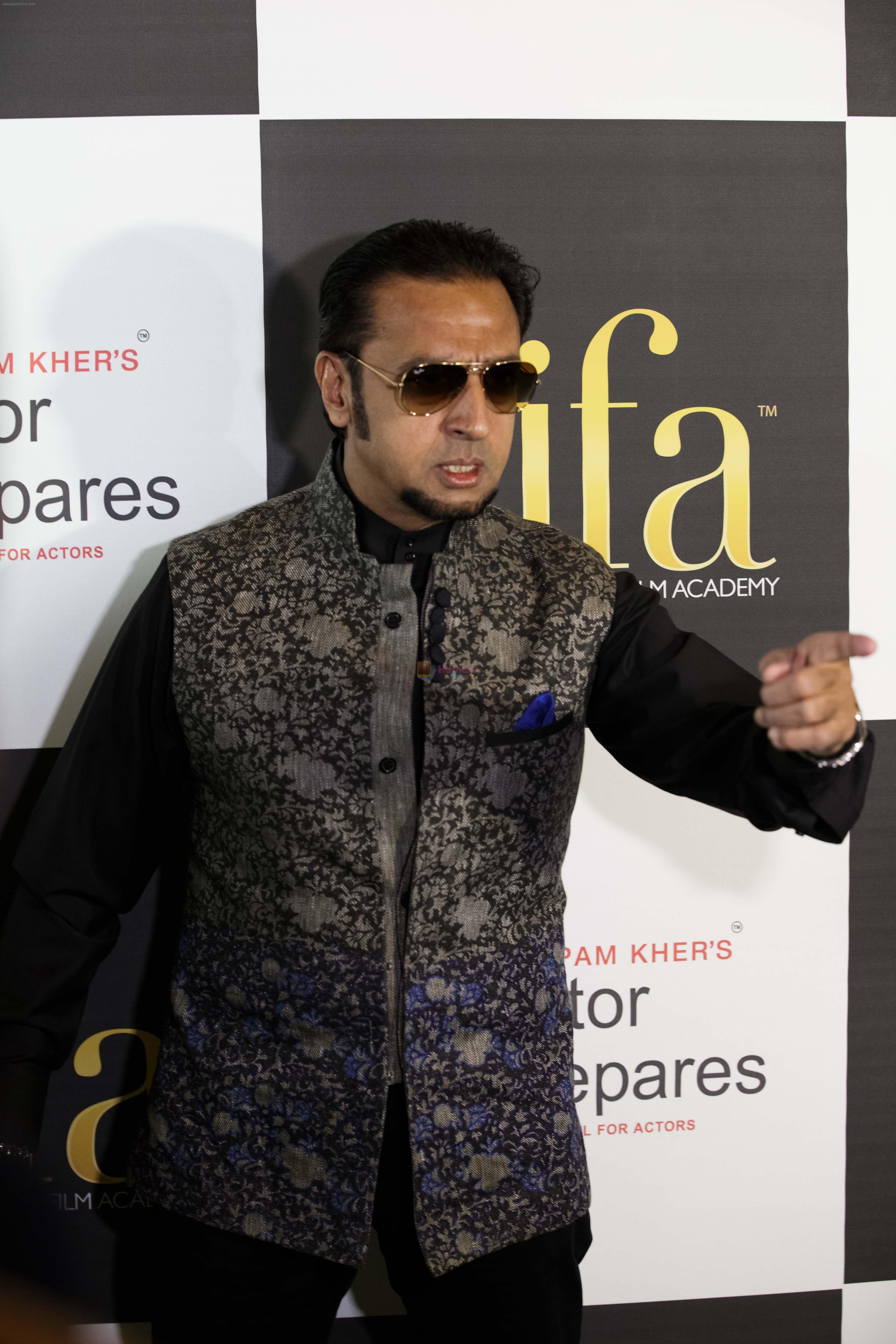 Gulshan Grover at IIFA Premier and Workshop by Anupam Kher in Tampa Theater on 24th April 2014