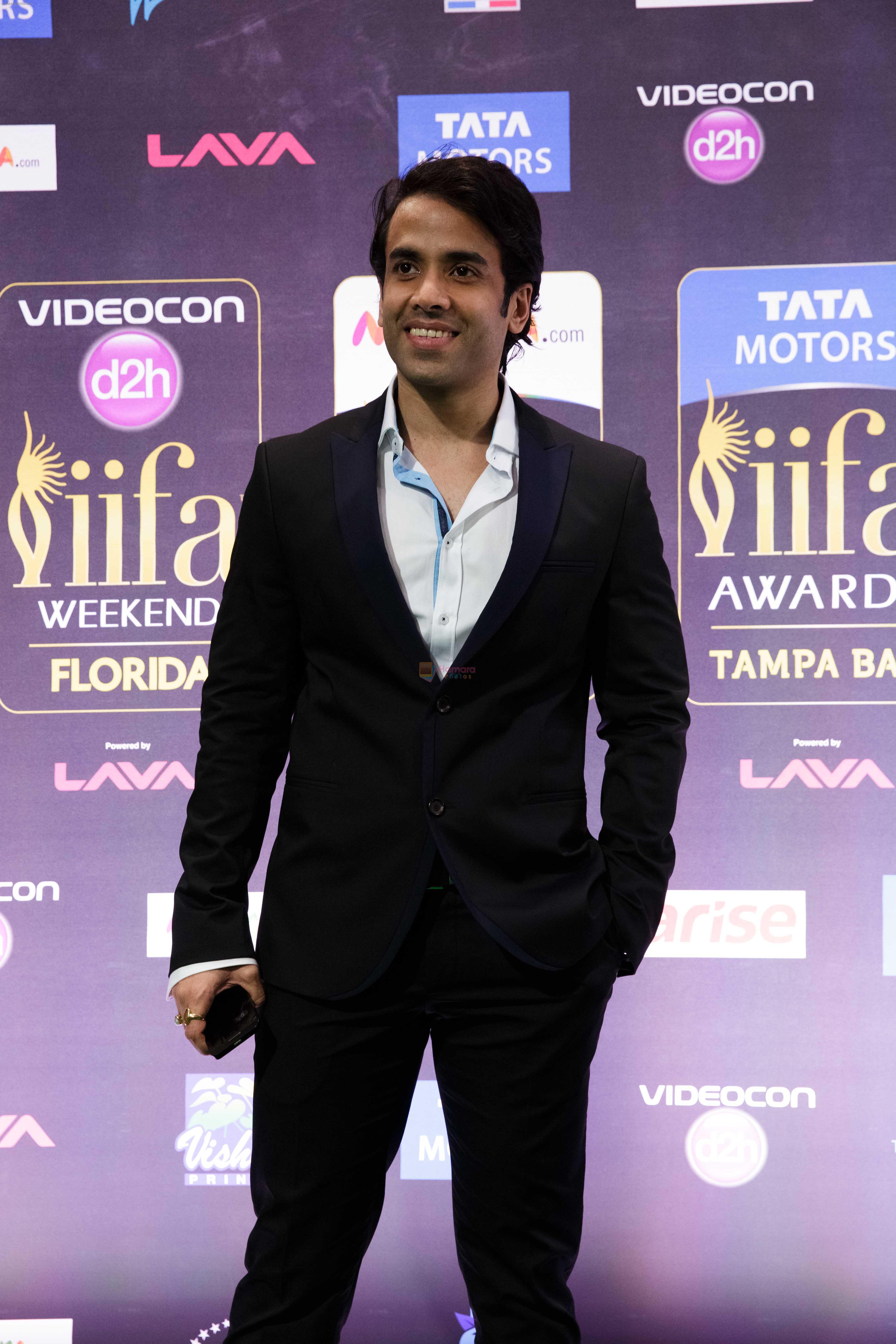 Tusshar Kapoor at IIFA ROCKS Green Carpet in Tampa Convention Center on 24th April 2014