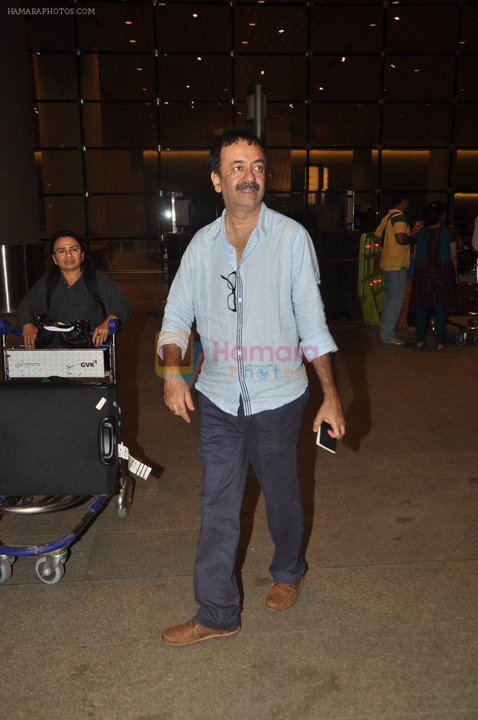 Rajkumar Hirani return from IIFA in Mumbai Airport on 29th April 2014