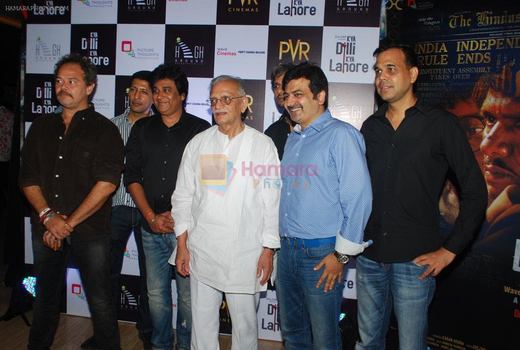Gulzar, Raj Zutshi, Vijay Raaz at the Premiere of Kya Dilli Kya Lahore in Mumbai on 30th April 2014