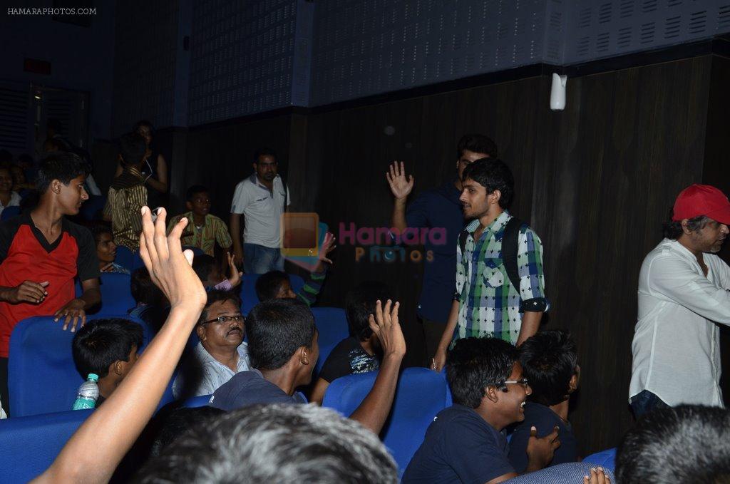 Arjun Kapoor at Special screening of 2 states for under priveledged children in Mumbai on 30th April 2014