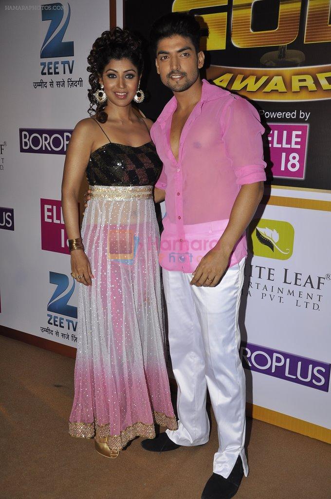 Gurmeet Chaudhary, Debina Chaudhary at Gold Awards red carpet in Filmistan, Mumbai on 17th May 2014