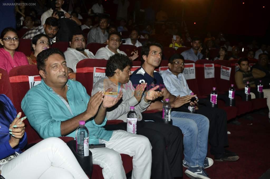 Prakash Raj, Sonu Sood, Johnny Lever at Akshay Kumar's film It's Entertainment trailor Launch in Mumbai on 19th May 2014