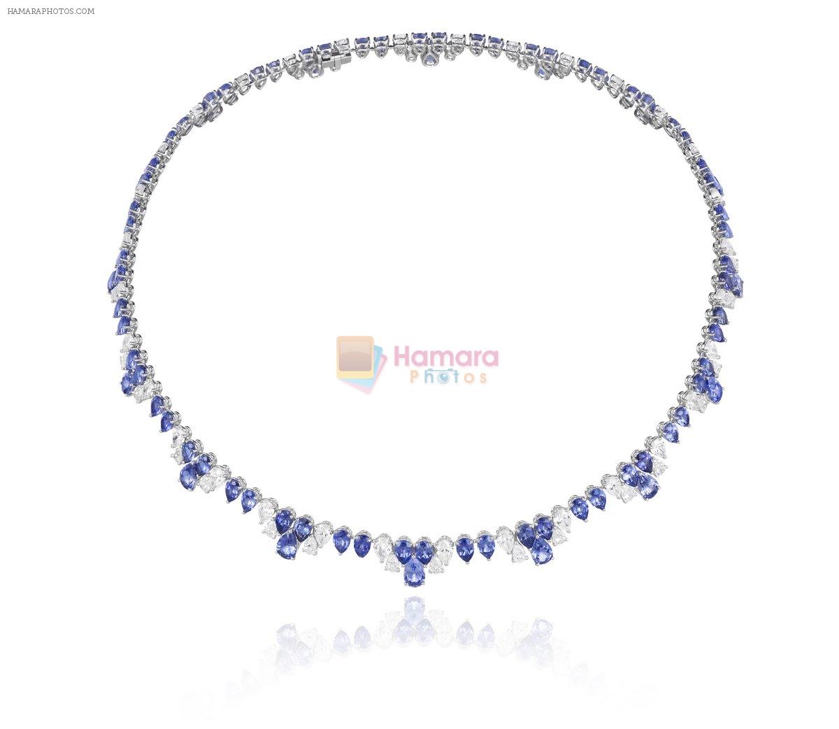 Red_Carpet_Collection_necklace_819180-1004