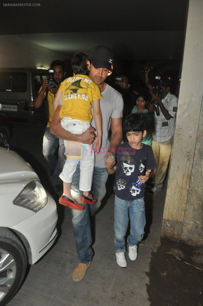 Hrithik Roshan with Kids at X Men screening in Light Box, Mumbai on 23rd May 2014