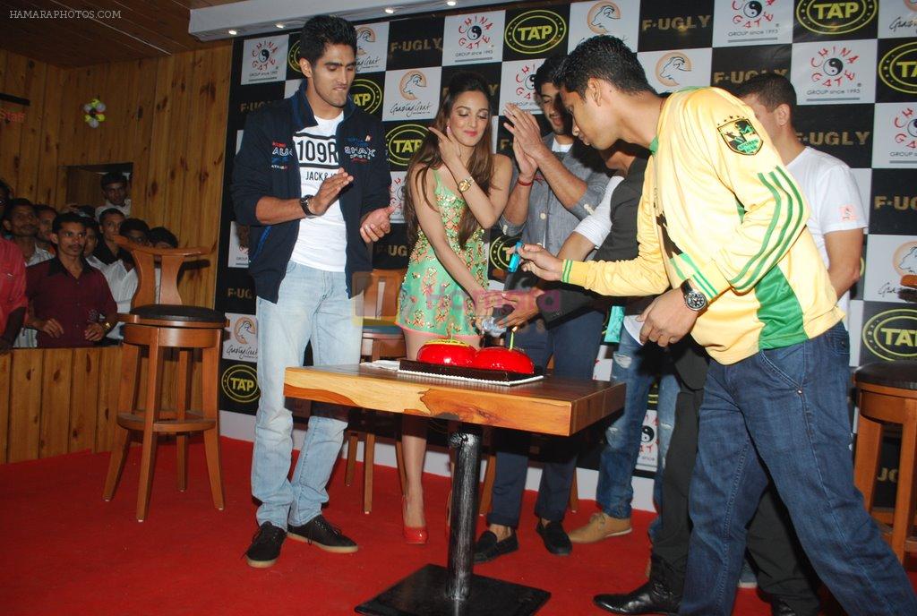 Mohit Marwah, Kiara Advani, Vijendra Singh, Arfi Lamba at Fugly promotional event in Mumbai on 24th May 2014